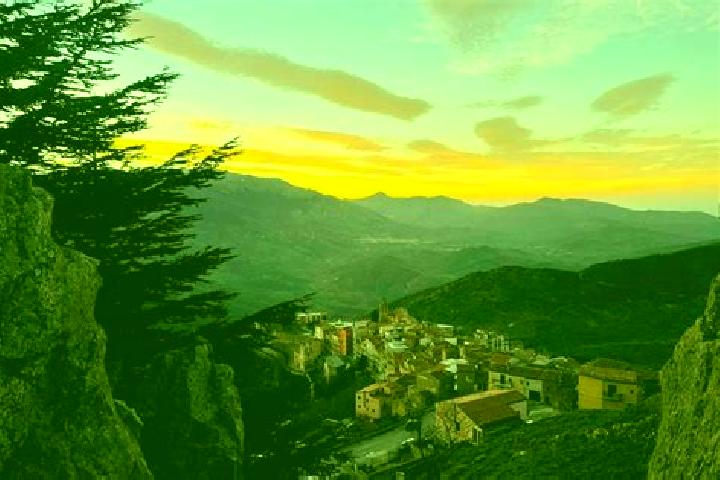 Ella, 34 — Escort in San Mauro Castelverde, Italy