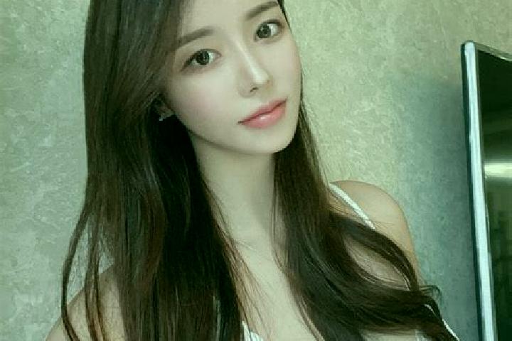 Ella, 34 — Escort in Shiligang, China