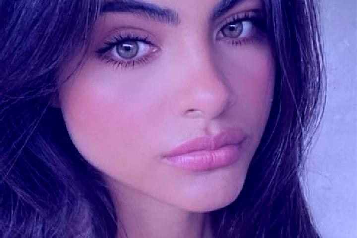 Ella, 35, a black hazel-eyed european companion based in Calatrava. Offering 69, Travel Companion. Available for incall and outcall, overnight bookings avail...