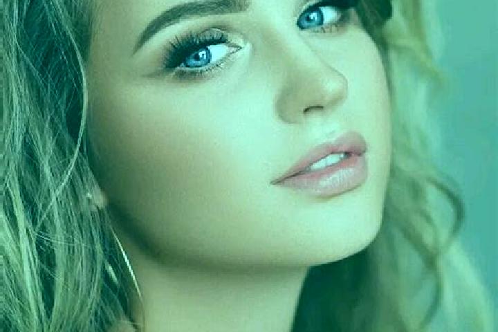 Ella, 35, a dark blonde blue-eyed caucasian companion based in Emstek. Offering Massage, BDSM, A-Level, 69. Available for incall and outcall, overnight booki...