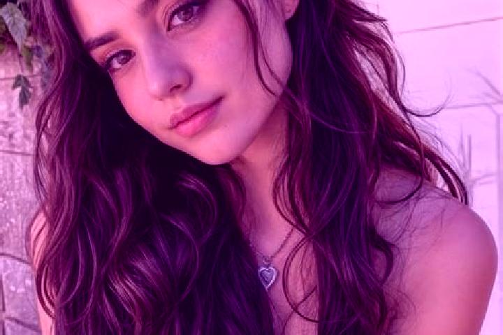 Ella, 35, a red hazel-eyed middle eastern companion based in Tsrar Sharif. Offering BDSM, Erotic Massage, A-Level, Couples, Roleplay. Available for incall an...