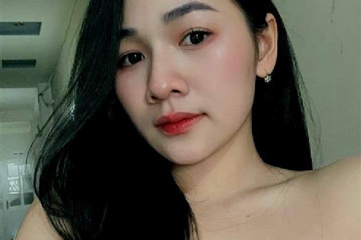 Ella, 35 — Escort in Bich GJong, Vietnam