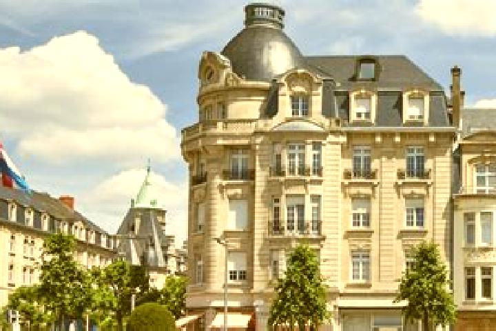 Ella, 35 — Escort in Goetzingen, Luxembourg