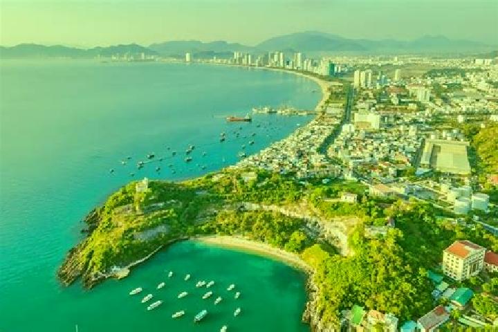 Ella, 35 — Escort in Nha Trang, Vietnam