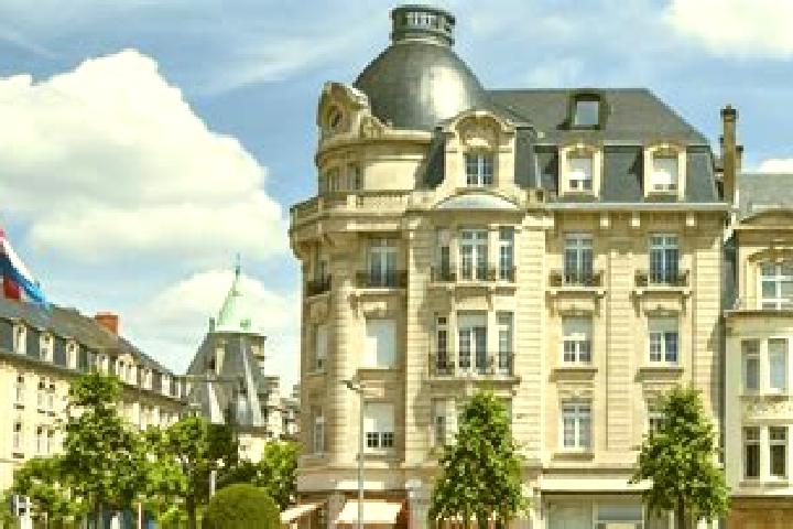 Ella, 35 — Escort in Olm, Luxembourg