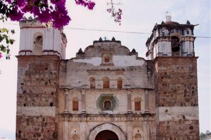 Ella, 35 — Escort in San Baltazar Yatzachi el Bajo, Mexico