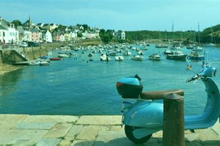 Ella, 35 — Escort in Sauzon, France
