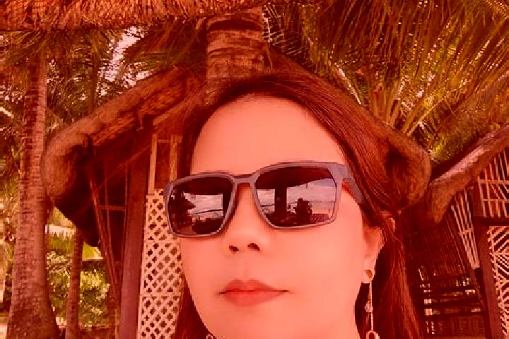 Ella, 35 — Escort in Tubo, Philippines