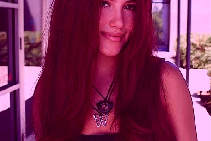 Ella, 36, a auburn dark-eyed caribbean companion based in Balengbeng. Offering BDSM, Roleplay, Tantra, Striptease, Girlfriend Experience. Available for incal...