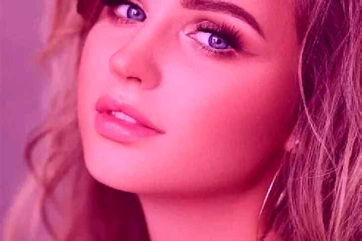 Ella, 36, a dark blonde blue-eyed ebony companion based in Pramanta. Offering Girlfriend Experience, Erotic Massage, GFE, Party Girl, Tantra. Available for i...