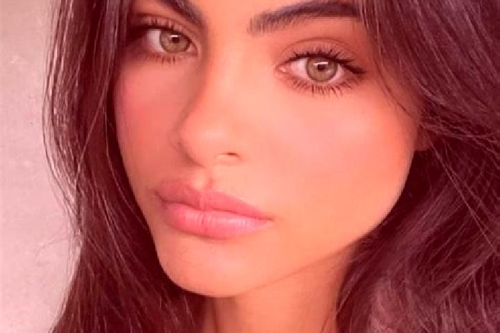 Ella, 36, a red dark-eyed middle eastern companion based in Arrone. Offering Deep French Kissing, Prostate Massage, Couples, Domination. Available for incall...