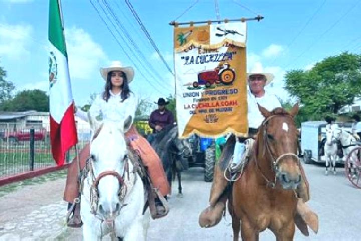 Ella, 36 — Escort in Cuchilla de Cachoana, Mexico