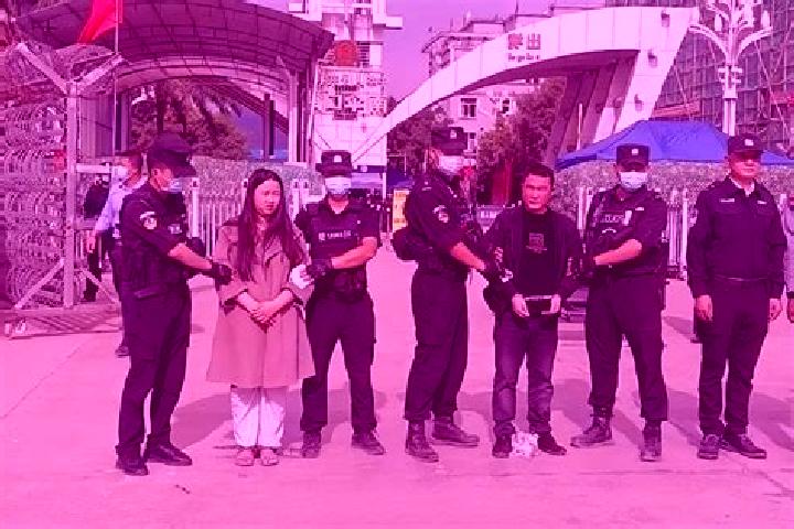 Ella, 36 — Escort in Kokang, Indonesia