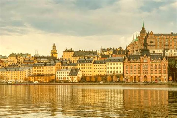 Ella, 36 — Escort in Njutanger, Sweden