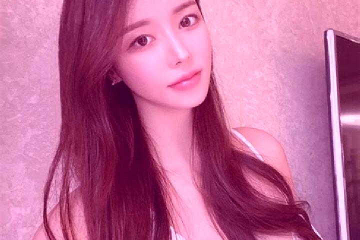 Ella, 36 — Escort in Zhaotun, China