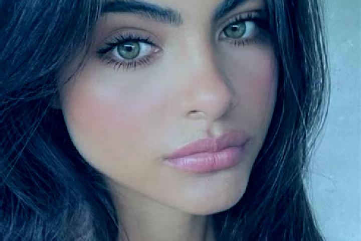 Ella, 37, a brunette dark-eyed middle eastern companion based in Bocaneo (San Pedro). Offering 69, Roleplay, OWO, Prostate Massage. Available for incall and ...