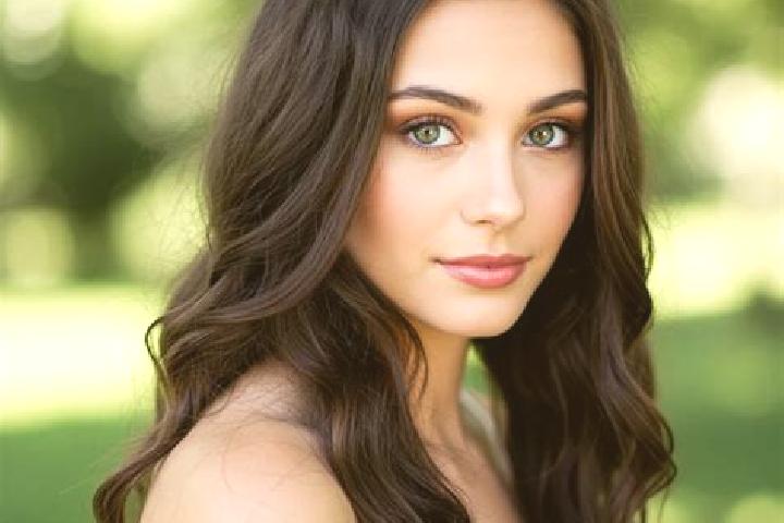Ella, 37, a brunette hazel-eyed mixed companion based in Sfendami. Offering Couples, A-Level, Travel Companion. Available for incall and outcall, overnight b...