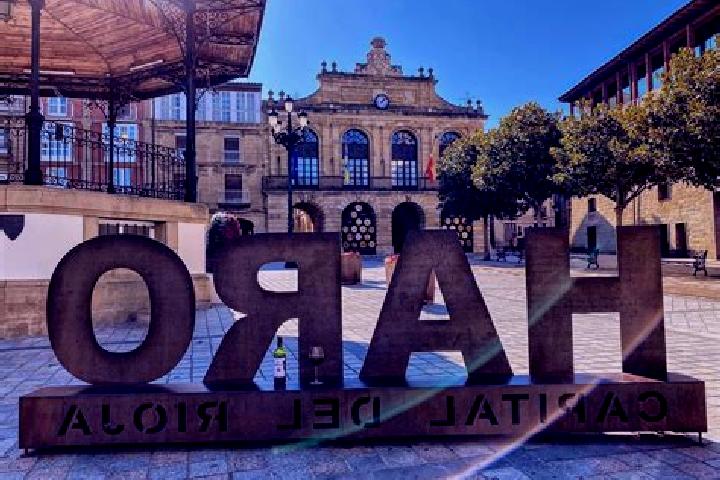 Ella, 37 — Escort in Carrascosa de Haro, Spain