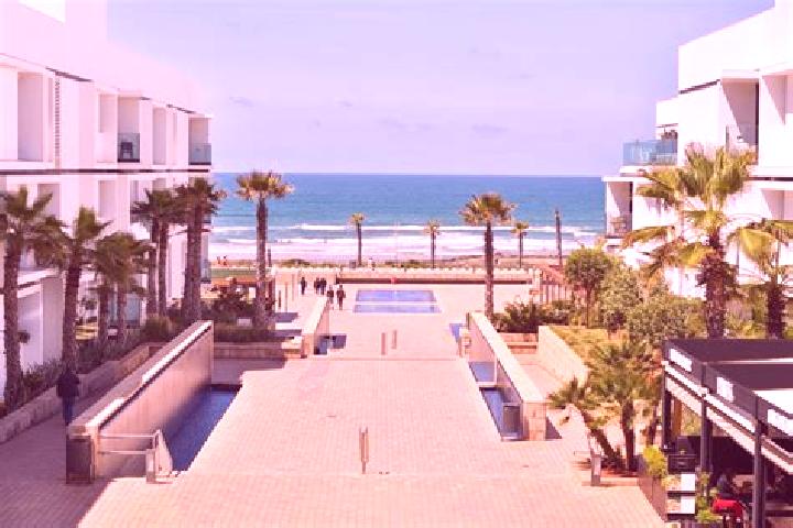 Ella, 37 — Escort in Dar Bouazza, Morocco