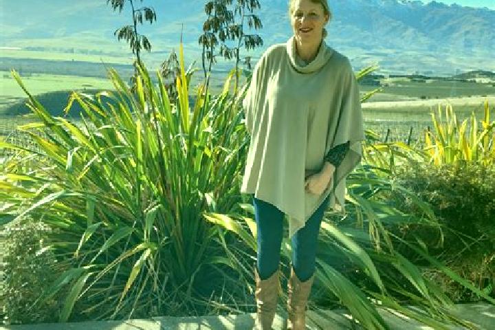 Ella, 37 — Escort in Hakataramea, New Zealand