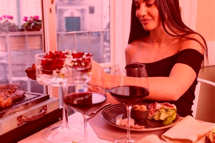 Ella, 37 — Escort in Lusciano, Italy
