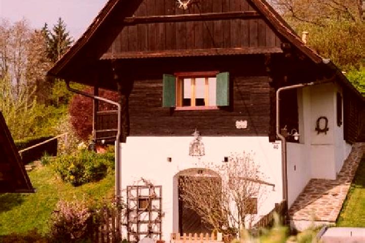 Ella, 37 — Escort in Sankt Stefan, Austria