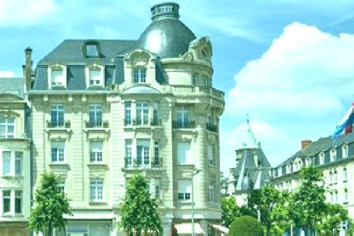 Ella, 37 — Escort in Senningen, Luxembourg