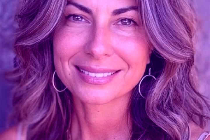 Ella, 38, a brunette grey-eyed latina companion based in Yenisakran. Offering Roleplay, Duos, Couples, Overnight. Available for incall and outcall, day and e...