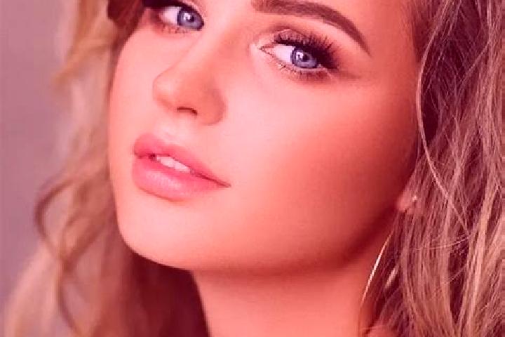 Ella, 38, a dark blonde blue-eyed middle eastern companion based in Zanapkokaha. Offering CIM, Striptease, Roleplay, Couples. Available for incall and outcal...