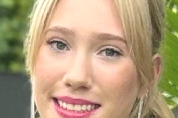 Ella, 38 — Escort in Beerwah, India