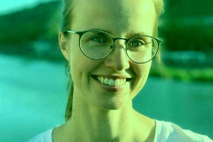 Ella, 38 — Escort in Langensendelbach, Germany