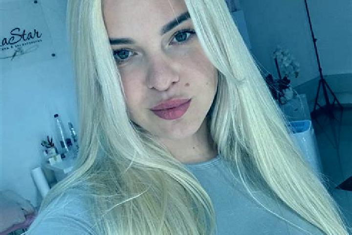 Ella, 38 — Escort in Starokostyantyniv, Ukraine