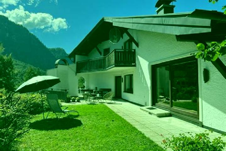 Ella, 38 — Escort in Unterach (Attersee), Austria