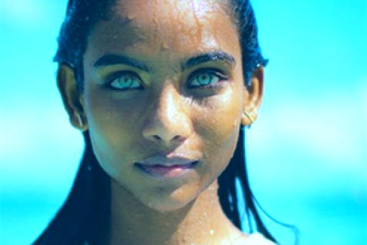 Ella, 39, a black blue-eyed indian companion based in Rosioru. Offering Fetish, 69, Striptease. Available for incall and outcall, overnight bookings available.