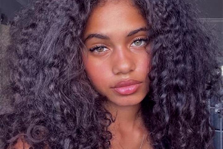 Ella, 39, a brunette blue-eyed ebony companion based in Pleasant Gap. Offering Tantra, A-Level, GFE. Available for incall and outcall, overnight bookings ava...