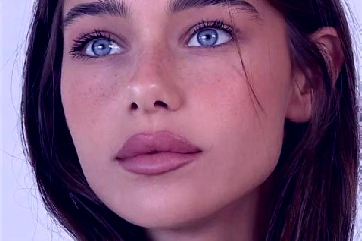 Ella, 39, a brunette brown-eyed caucasian companion based in Mgandu. Offering Tantra, Massage, Roleplay. Available for incall and outcall, overnight bookings...