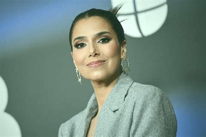 Ella, 39, a brunette grey-eyed latina companion based in Ekenaessjoen. Offering CIM, 69, Travel Companion, Couples, Striptease. Available for incall and outc...