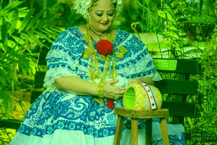 Ella, 39 — Escort in El Sesteadero, Panama