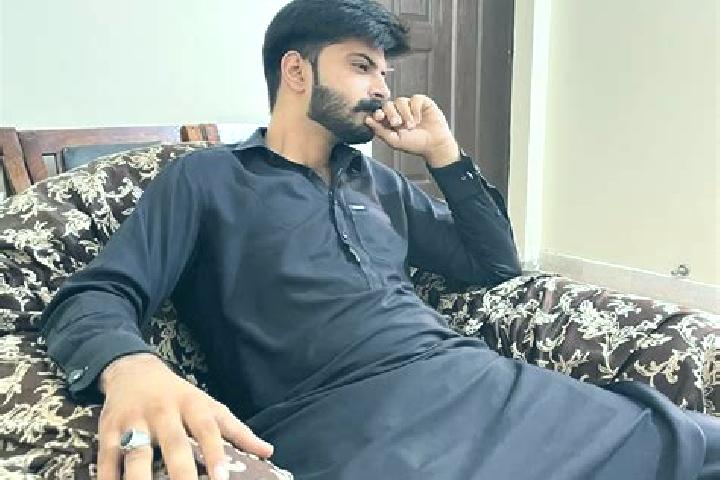 Ella, 39 — Escort in Faqirwali, Pakistan