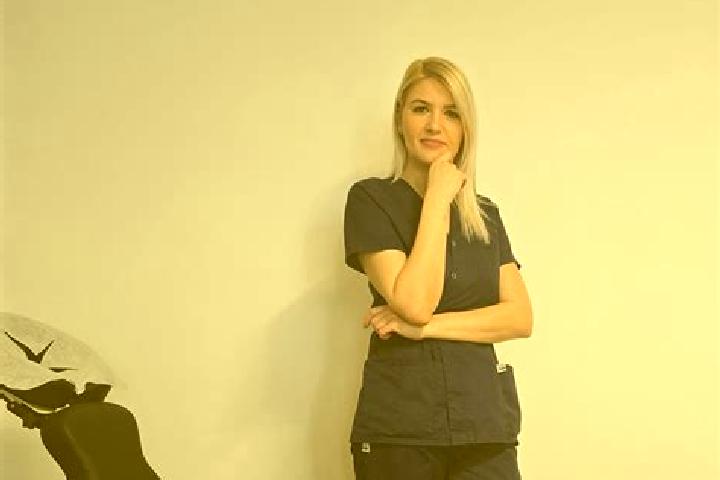 Ella, 39 — Escort in Gura Vaii, Romania