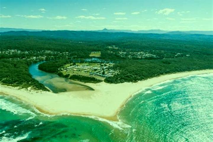 Ella, 39 — Escort in Lake Tabourie, Australia
