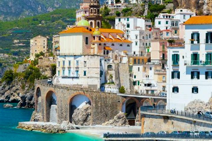 Ella, 39 — Escort in Liedolo, Italy