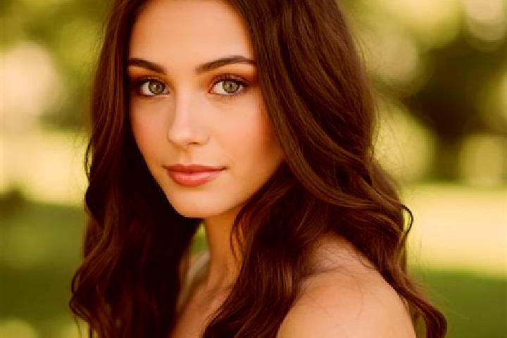 Ellie, 20, a black brown-eyed mediterranean companion based in Mokameh. Offering Couples, Domination, Overnight, Fetish. Available for incall and outcall, ov...