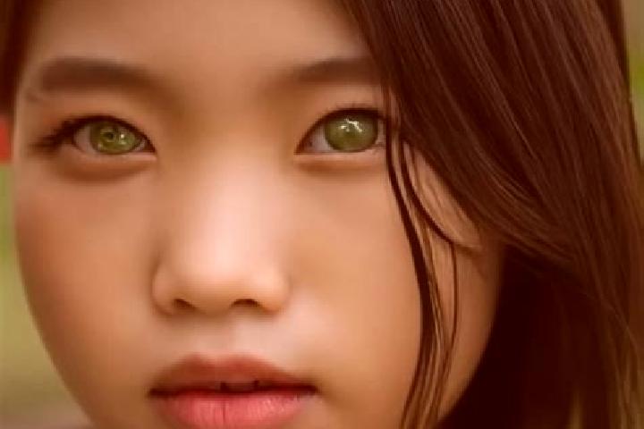 Ellie, 20, a black green-eyed asian companion based in Biebelsheim. Offering CIM, Duos, Deep French Kissing, Striptease, Fetish. Available for incall and out...