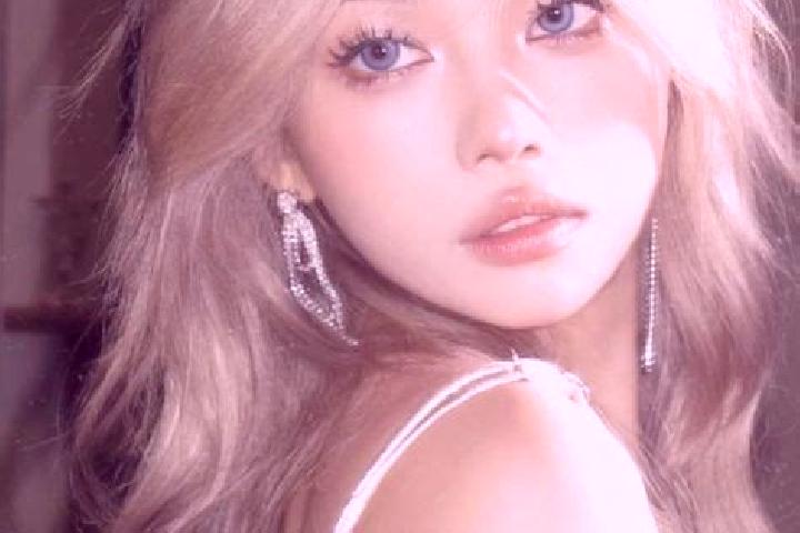 Ellie, 20, a blonde dark-eyed asian companion based in Gielert. Offering Girlfriend Experience, Tantra, Roleplay, Striptease. Available for incall and outcal...