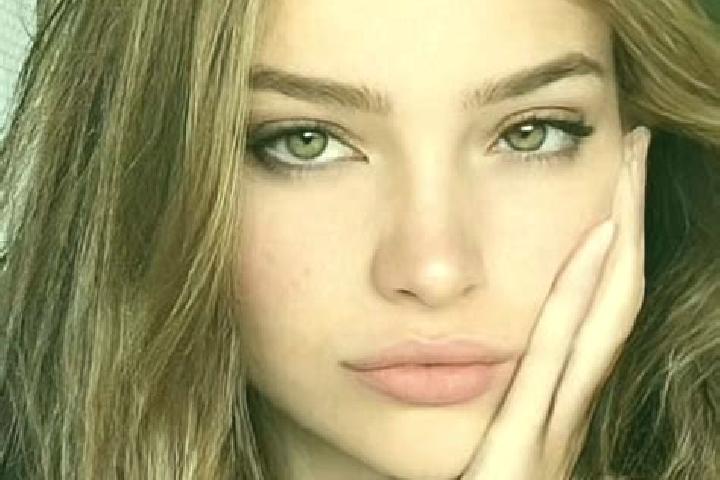Ellie, 20, a blonde hazel-eyed european companion based in Castelbianco. Offering Deep French Kissing, OWO, Overnight, Duos. Available for incall and outcall...