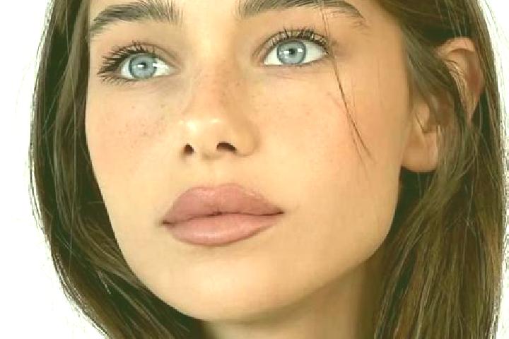 Ellie, 20, a brunette dark-eyed indian companion based in Chicahuaxtla. Offering Roleplay, Deep French Kissing, Fetish. Available for incall and outcall, day...