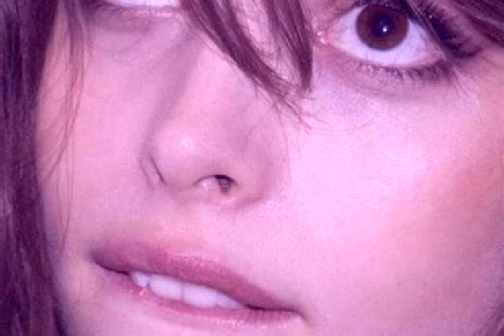 Ellie, 20, a chestnut dark-eyed slavic companion based in Saint-Louis du Nord. Offering Couples, Fetish, CIM, Roleplay. Available for incall and outcall, ove...