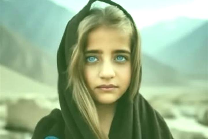 Ellie, 20, a dark blonde brown-eyed middle eastern companion based in Colonia Emperador Cuauhtemoc. Offering Fetish, Travel Companion, Girlfriend Experience,...