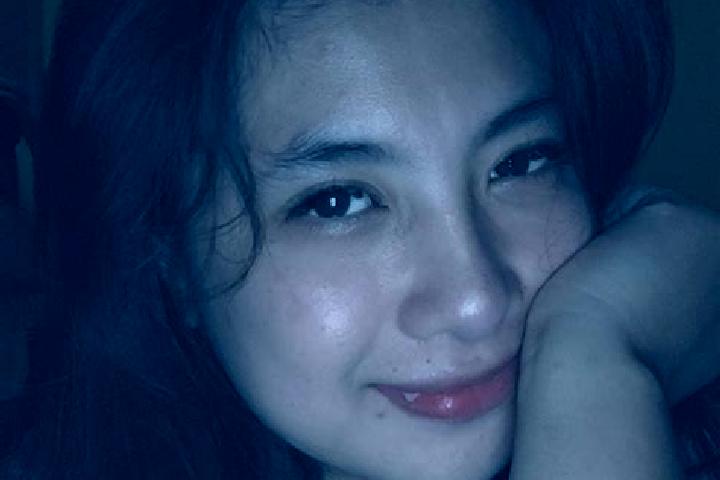 Ellie, 20 — Escort in Ampelgading, Indonesia